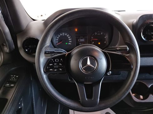 Used 2020 Mercedes-Benz Sprinter 3500 image 20