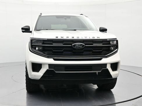 New 2026 Ford Expedition Platinum w/ Stealth Appearance Package image 2