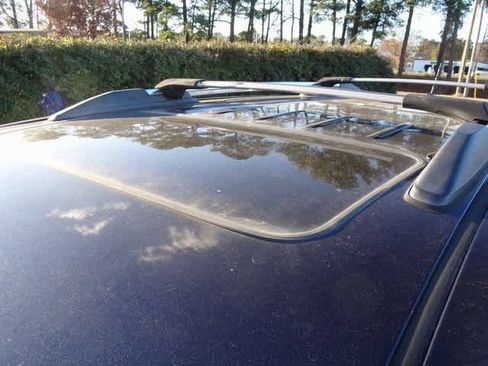 Used 2012 GMC Acadia Denali image 16