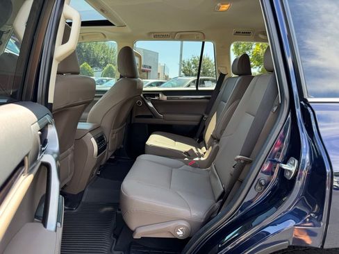Used 2023 Lexus GX 460 Premium image 15