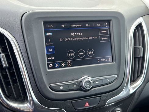 Used 2020 Chevrolet Equinox LT FWD image 14