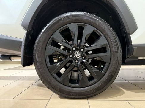Used 2023 Toyota RAV4 Limited AWD/4WD image 9