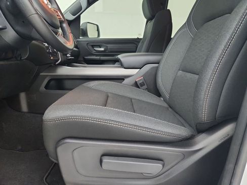 New 2026 RAM 1500 Express AWD/4WD image 19