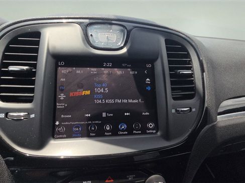 Used 2021 Chrysler 300 S image 7