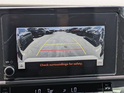 Used 2025 Toyota Camry SE FWD image 20