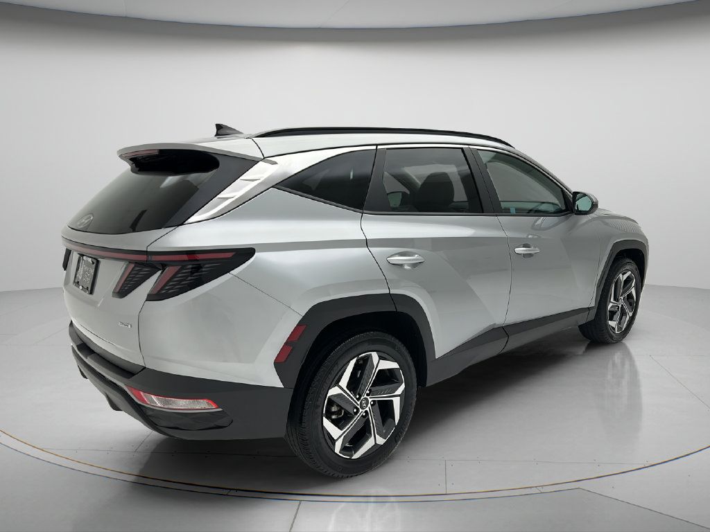 Used 2024 Hyundai Tucson SEL w/ Convenience Package AWD/4WD image 5