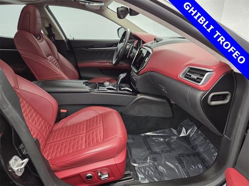 Used 2023 Maserati Ghibli Trofeo image 12