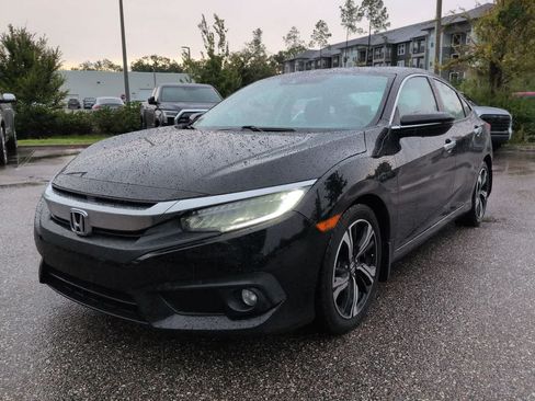 Used 2016 Honda Civic Touring image 2