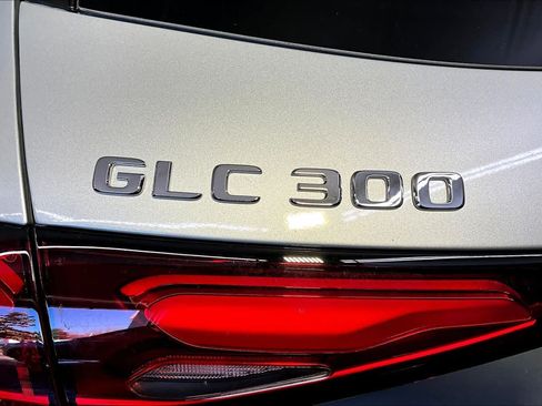 New 2026 Mercedes-Benz GLC 300 4MATIC image 6