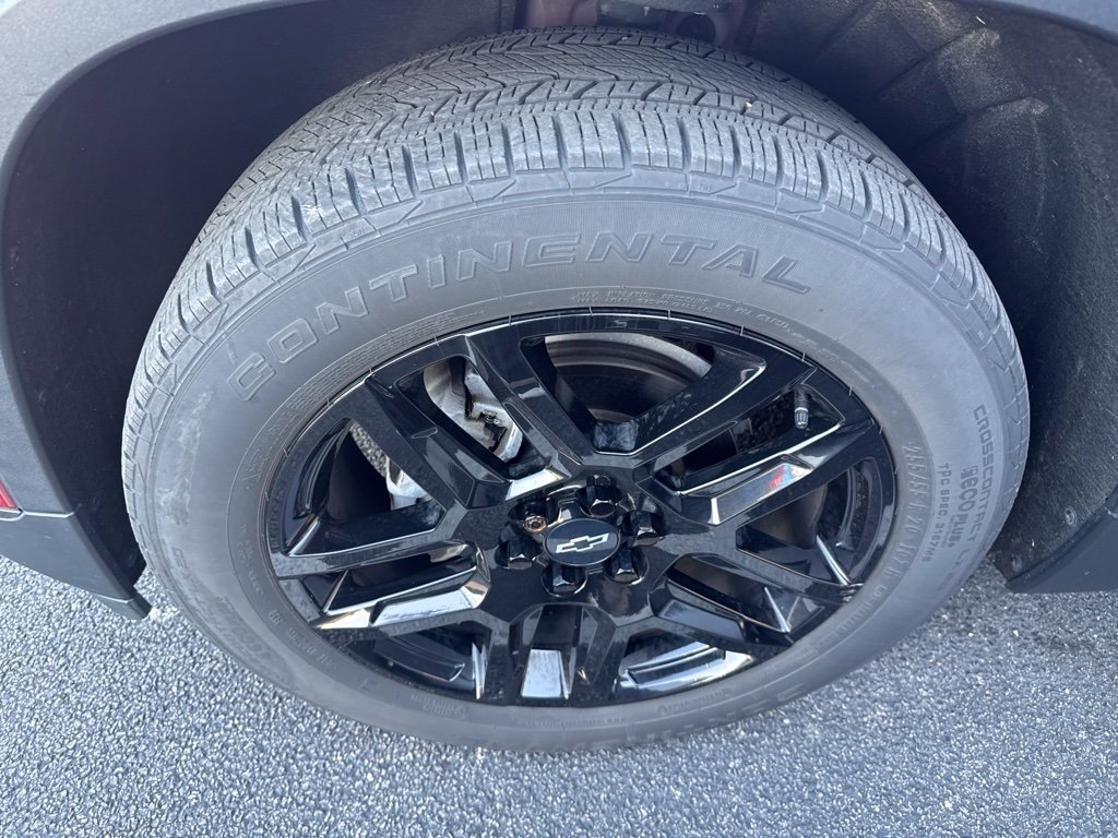 Used 2021 Chevrolet Traverse LT FWD image 12