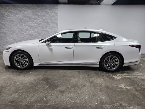 Used 2019 Lexus LS 500 image 2