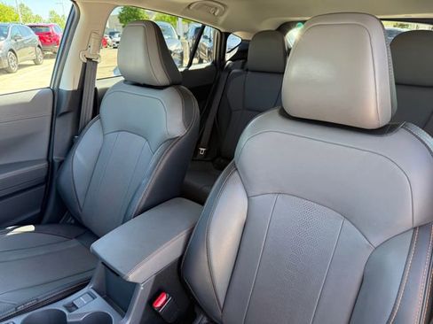 Used 2025 Subaru Crosstrek 2.5i Limited w/ Crosstrek Mirror Package image 11