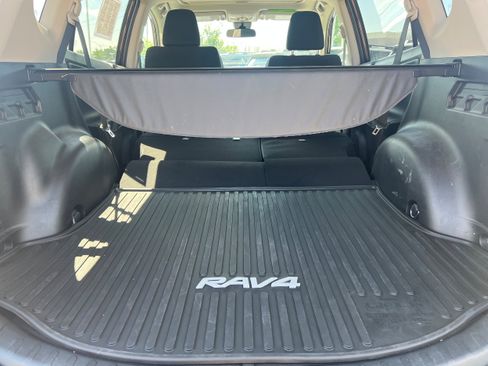 Used 2017 Toyota RAV4 XLE w/ All Weather Liner Package AWD/4WD image 12