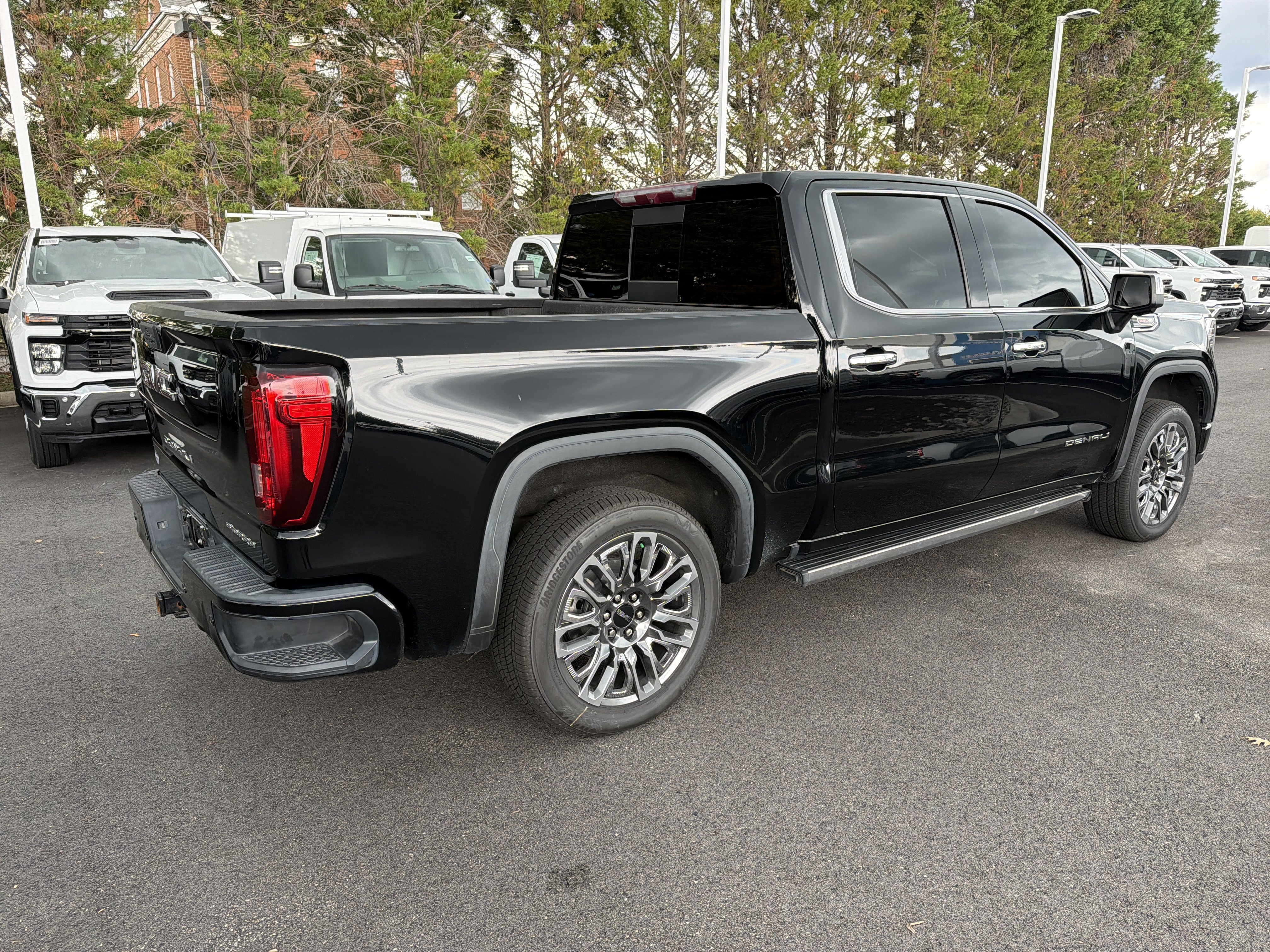 Used 2022 GMC Sierra 1500 Denali AWD/4WD image 10