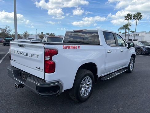 Used 2021 Chevrolet Silverado 1500 LT image 7