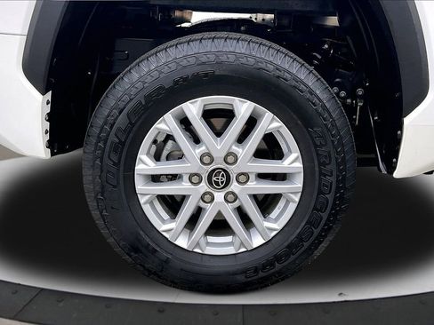 Used 2024 Toyota Tundra SR5 w/ SR5 Convenience Package AWD/4WD image 38