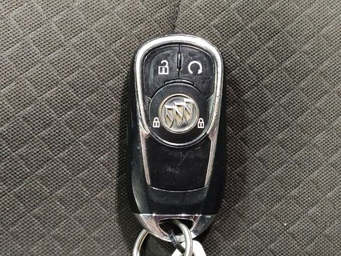 Used 2019 Buick Encore Preferred image 32