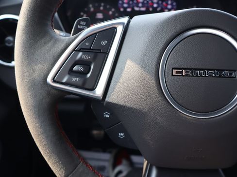 Used 2022 Chevrolet Camaro ZL1 RWD image 11