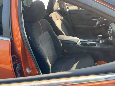Used 2024 Nissan Sentra SR FWD image 15
