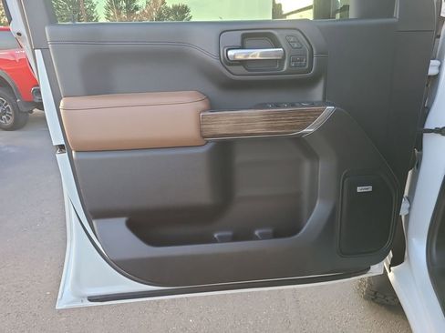 Used 2020 Chevrolet Silverado 2500 High Country image 20