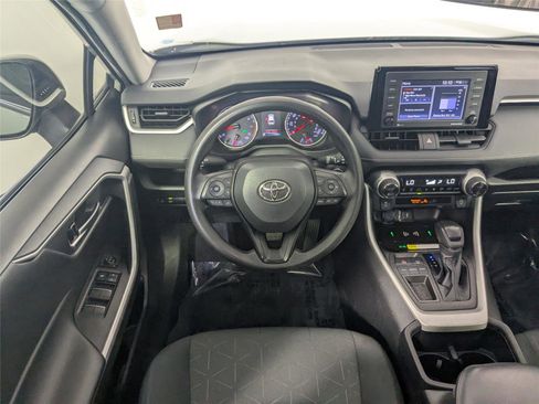 Certified 2022 Toyota RAV4 XLE w/ Convenience Package image 34