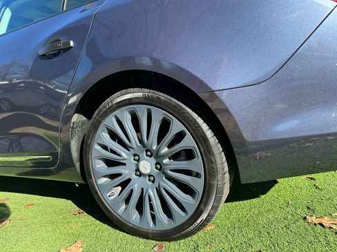 Used 2013 Buick LaCrosse Premium image 36