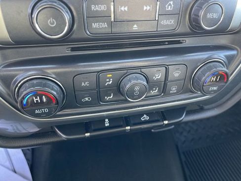 Used 2016 Chevrolet Silverado 2500 LT w/ LT Convenience Package image 18