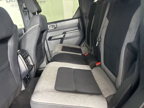 Used 2025 Ford Bronco Big Bend image 20