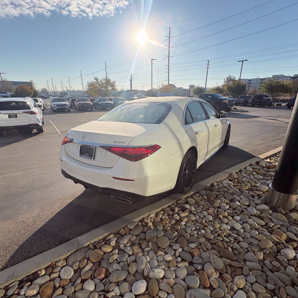 Used 2022 Mercedes-Benz S 580 4MATIC Sedan image 6