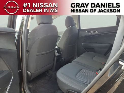 Used 2023 Kia Sportage LX FWD image 27