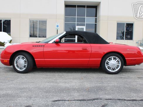 Used 2002 Ford Thunderbird image 5