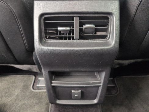 Used 2016 Ford Edge SEL AWD/4WD image 23