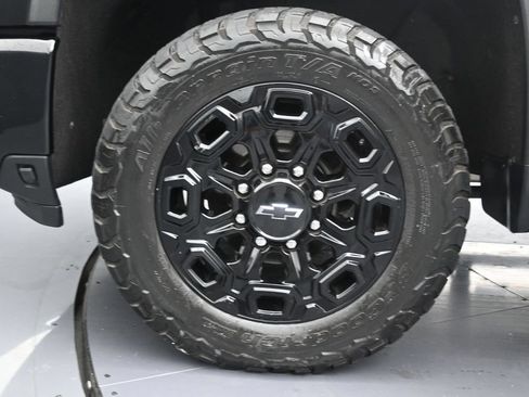 Used 2024 Chevrolet Silverado 2500 High Country w/ Midnight Edition AWD/4WD image 21
