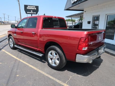 Used 2015 RAM 1500 Lone Star RWD image 4