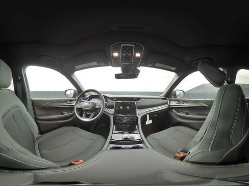 New 2026 Jeep Grand Cherokee Laredo X image 27