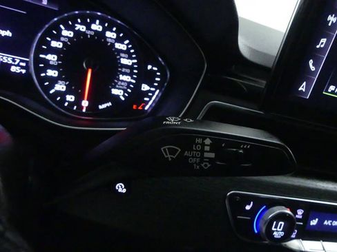 Used 2022 Audi A4 2.0T Premium w/ Convenience Package image 19