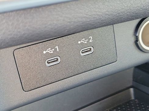 Used 2024 Nissan Rogue SV FWD image 29