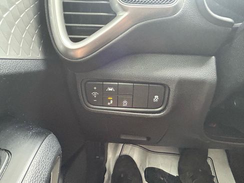 Used 2021 Kia Soul X-Line FWD image 26