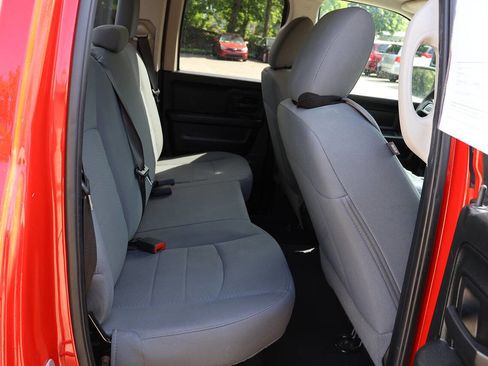 Used 2018 RAM 1500 Express AWD/4WD image 27