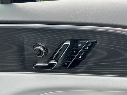 Used 2025 Cadillac Lyriq Sport RWD image 51
