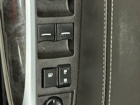 Used 2018 Acura TLX w/ Technology Package FWD image 24