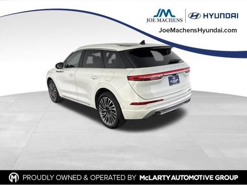 Used 2020 Lincoln Corsair Reserve w/ Equipment Group 201A FWD image 10
