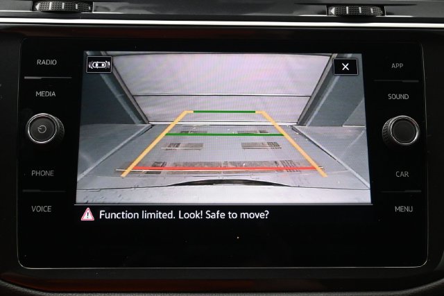 Used 2023 Volkswagen Tiguan SE R-Line FWD image 21