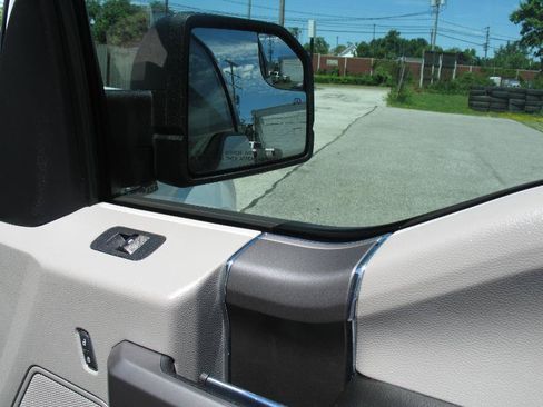 Used 2020 Ford F150 XLT w/ Equipment Group 302A Luxury AWD/4WD image 57