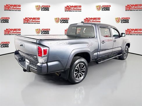 Certified 2020 Toyota Tacoma TRD Sport image 15
