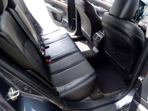 Used 2014 Subaru Outback 2.5i Limited image 12