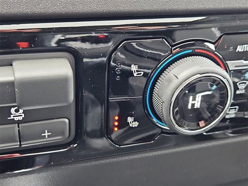 New 2026 Chevrolet Silverado 1500 RST w/ Dark Appearance Package image 14