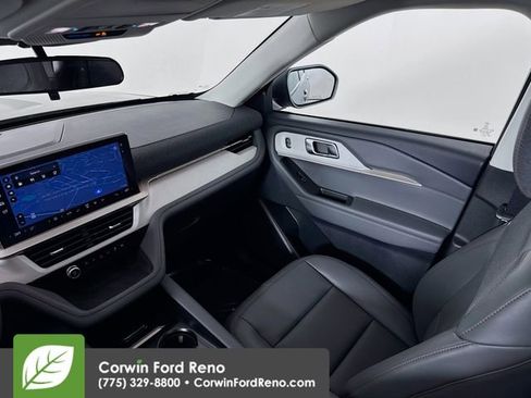 New 2025 Ford Explorer Active w/ Active Comfort Package image 26
