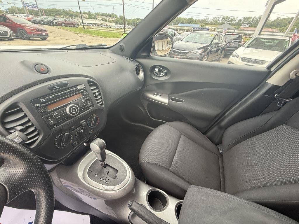 Used 2014 Nissan Juke S w/ Midnight Edition 2.0 AWD/4WD image 17