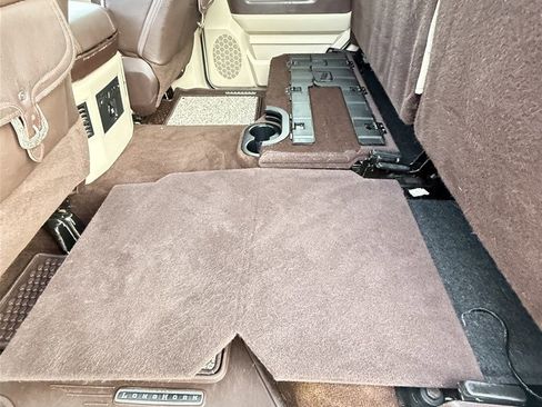 Used 2018 RAM 3500 Laramie Longhorn w/ Longhorn Southfork Package image 37